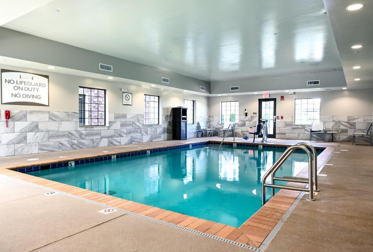 Staybridge Suites - Lafayette By Ihg Buitenkant foto